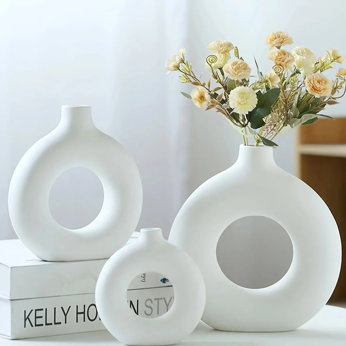 Vaso circolare Minimal in Ceramica Bianca - Collezione Nordic Chic