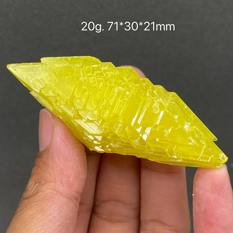 Zolfo Naturale Giallo 100% - Cristallo Minerale Specimen del Myanmar
