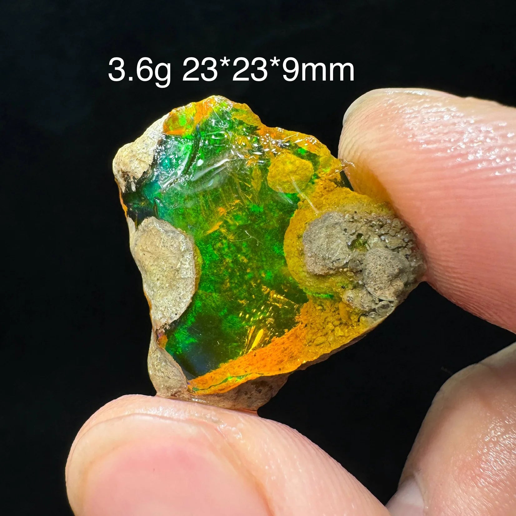Opale Etiope Naturale Colorato - Da Conservare in Acqua Specimen Gemma