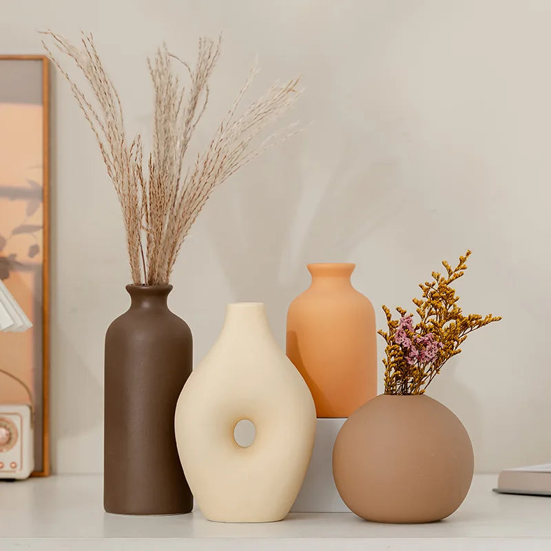 Collezione Vasi in Ceramica dal Design Nordico - Minimal & Chic