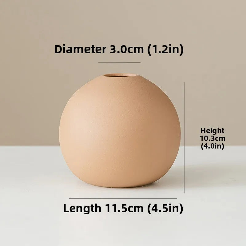 Collezione Vasi in Ceramica dal Design Nordico - Minimal & Chic